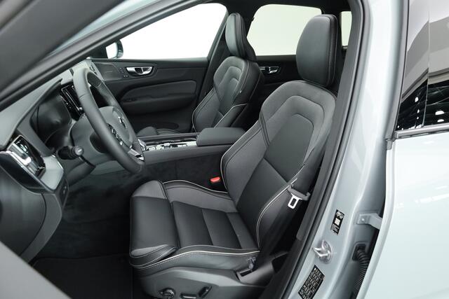 Volvo XC60 T8 Plug-in hybrid Ultra Black Edition | Facelift | Pano | HUD | Harman Kardon | Memory Seats | Pilot Assist | 360cam