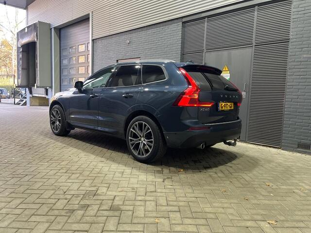 Volvo XC60 D4 Momentum | Trekhaak | Getint Glas | Stoel+Stuurverwarming | ACC | Camera | 20 Inch