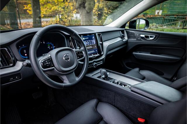 Volvo XC60 2.0 T6 Recharge Long Range AWD Plus Dark Harman Kardon Panorama 360 Camera
