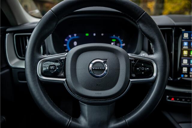 Volvo XC60 2.0 T6 Recharge Long Range AWD Plus Dark Harman Kardon Panorama 360 Camera