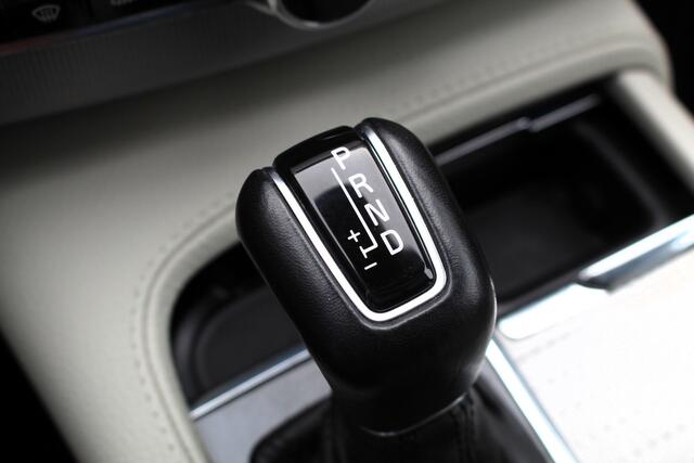 Volvo XC90 2.0 T5 AWD Inscription I FULL OPTION MET TREKHAAK I