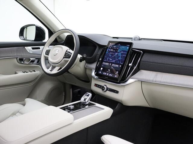 Volvo XC90 T8 455pk AWD Ultra Dark Luchtvering / B&W Audio / Stoelventilatie / Massage / Gelamineerde zijruiten /
