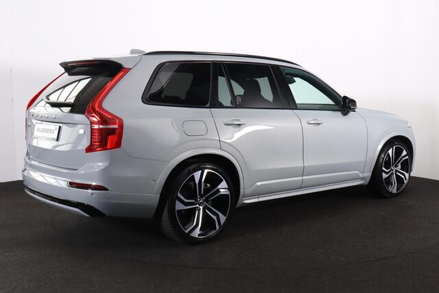 Volvo XC90 T8 Recharge AWD Ultimate Dark - LONG RANGE - Luchtvering - Panorama/schuifdak - IntelliSafe Assist & Surround - 360º Camera - Bowers & Wilkins audio - Adaptieve LED koplampen - Verwarmde voorstoelen, stuur & achterbank - Parkeersensoren voor & achter - El