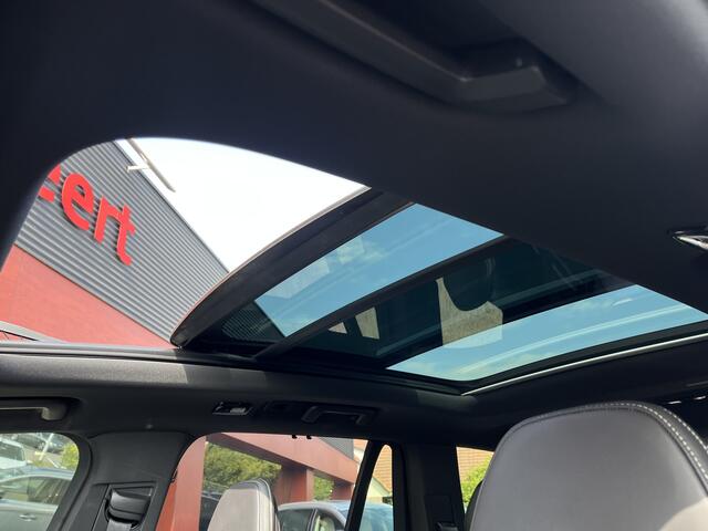 Volvo XC90 2.0 T8 Plug-in hybrid AWD Ultimate Dark | Luchtvering | Bowers & Wilkins Audio | Trekhaak | Carplay | 360'' Camera