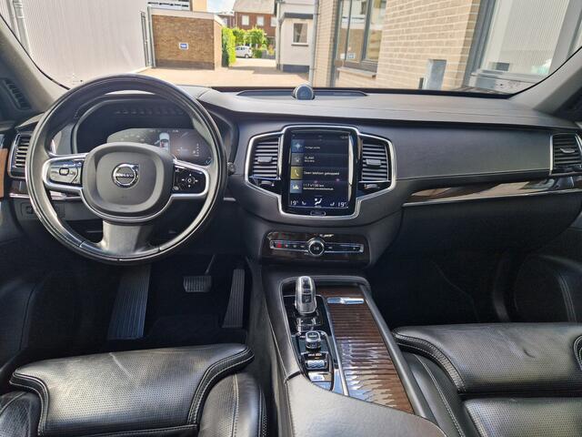 Volvo XC90 2.0 T8 Twin Engine AWD Inscription Luchtvering | 22"| B&W | Luxury line | 360