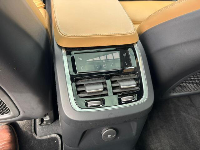 Volvo XC90 2.0 T8 Plug-in hybrid AWD Ultra Dark |22"L.M.Velgen| Nappa Leder| Panoramadak