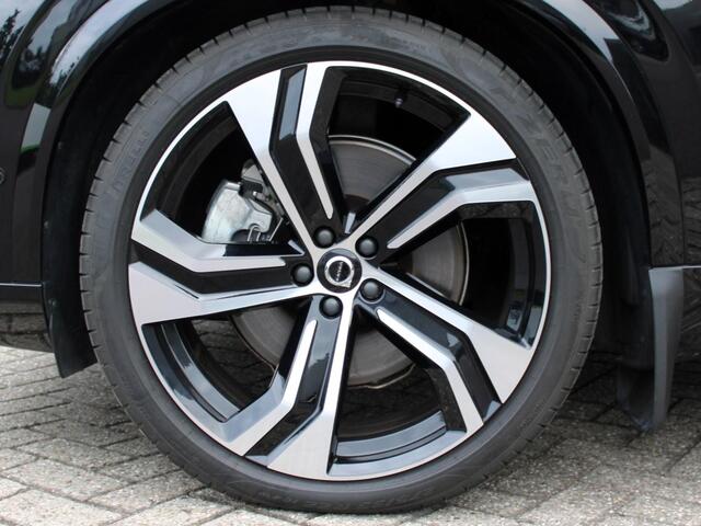 Volvo XC90 2.0 T8 Recharge AWD Ultra Dark / Trekhaak / Luchtvering / Bowers & Wilkins / Head-Up Display / 360 Camera / Panoramadak / BLIS / 22 Inch /