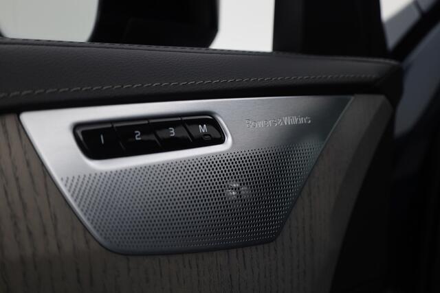 Volvo XC90 T8 Recharge Ultimate Dark | Pano | HUD | B&W | 360cam | Massage | Memory seats | 21''