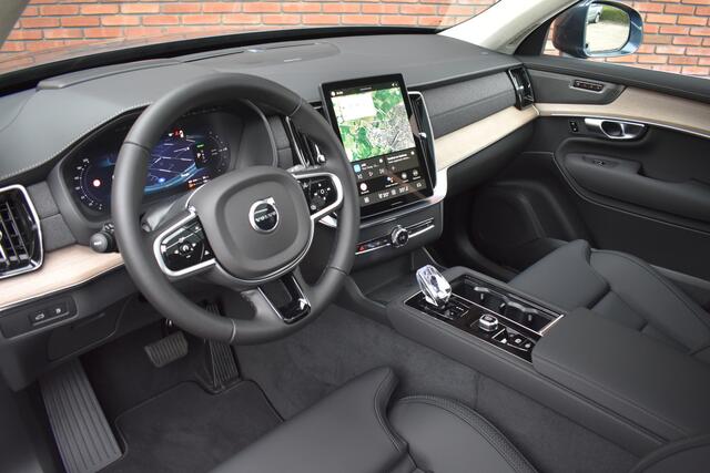 Volvo XC90 T8 455PK Plug-in hybrid AWD Ultra Bright | Trekhaak | Luchtvering |