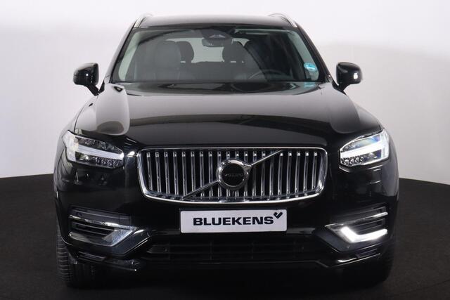 Volvo XC90 T8 Recharge AWD Core Bright - LONG RANGE - IntelliSafe Assist & Surround - Harman/Kardon audio - Adaptieve LED koplampen - Parkeercamera achter - Verwarmde voorstoelen, stuur & achterbank - Parkeersensoren voor & achter - Draadloze tel. lader - Extra geti