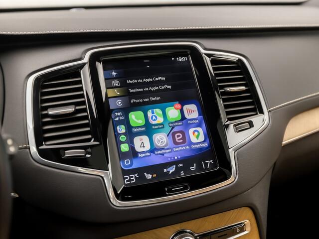 Volvo XC90 2.0 T8 Twin Engine AWD Inscription 7 Persoons 408Pk Automaat (PANORAMADAK, APPLE CARPLAY, MEMORY SEATS, CAMERA, ZWART HEMEL, STOELVERWARMING, ADAPTIVE CRUISE, KEYLESS, ELEK ACHTERKLEP, NIEUWSTAAT)