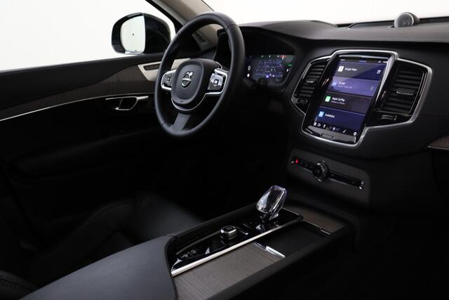Volvo XC90 T8 PLUG-IN HYBRID AWD ULTRA DARK [MY25] *FULL OPTIONS!* -PANO.DAK|BOWERS&WILKINS|GEVENT.LEDER+MASSAGE|360°CAM|HEAD-UP DISP.|TREKHAAK|NL.AUTO