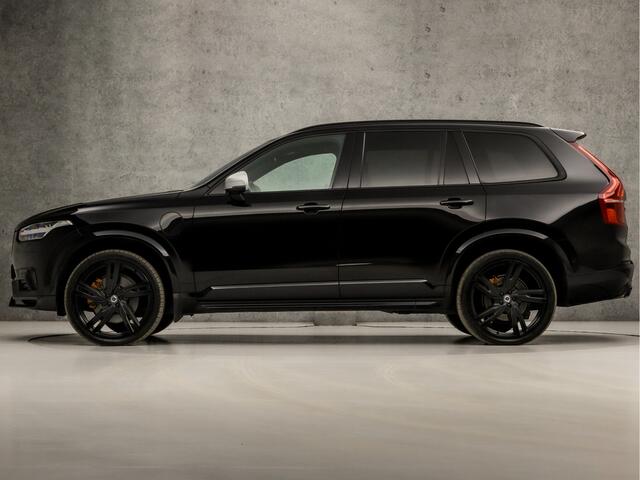 Volvo XC90 2.0 T8 Twin Engine AWD R-Design 7 Persoons 408Pk Automaat (PANORAMADAK, LUCHTVERING, BOWERS&WILKINS, HEAD-UP DISPLAY, 360 CAMERA, APPLE CARPLAY, LUXE LEDER, MEMORY SEATS, TREKHAAK, ADAPTIVE CRUISE, NIEUWSTAAT)