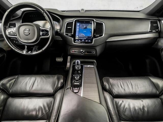 Volvo XC90 2.0 T8 Twin Engine AWD R-Design 7 Persoons 408Pk Automaat (PANORAMADAK, LUCHTVERING, BOWERS&WILKINS, HEAD-UP DISPLAY, 360 CAMERA, APPLE CARPLAY, LUXE LEDER, MEMORY SEATS, TREKHAAK, ADAPTIVE CRUISE, NIEUWSTAAT)