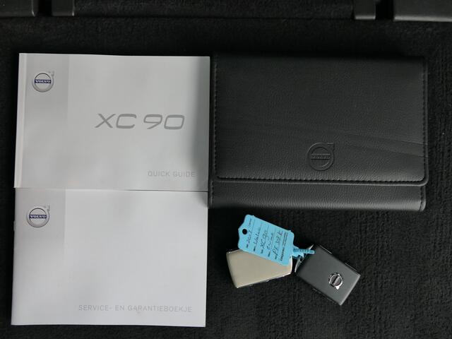 Volvo XC90 T5 AWD Inscription 12 MND garantie Panormadak / Luchtvering / Trekhaak / Massagestoelen