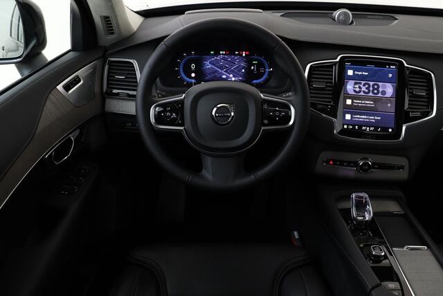 Volvo XC90 T8 PLUG-IN HYBRID AWD ULTRA DARK [MY25] *FULL OPTIONS!* -PANO.DAK|BOWERS&WILKINS|GEVENT.LEDER+MASSAGE|LUCHTVERING|360°CAM|TREKHAAK|NL.AUTO